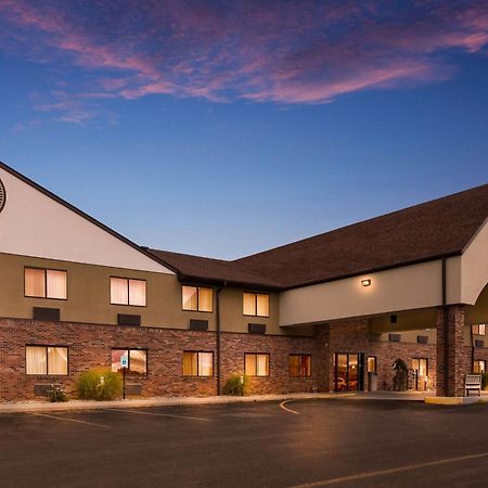 Best Western Kendallville Inn מראה חיצוני תמונה